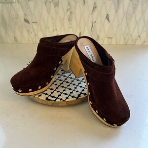 Steve Madden new and not worn clogs.